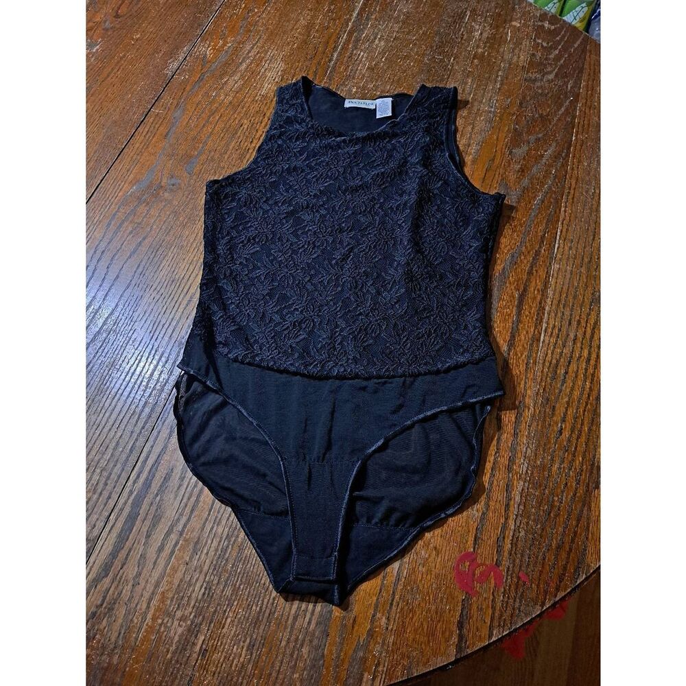 Medium Ann Taylor Black Lace Mesh Lined Semi Sheer Sleeveless Bodysuit